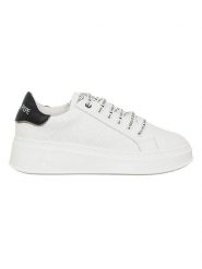 Patrizia Pepe Skórzane sneakersy w kolorze białym rozmiar: 41. Białe obuwie sportowe damskie Patrizia Pepe, bez zapięcia. Za 390.92 zł.