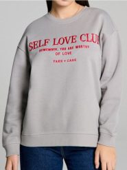 Bluza z napisem - szary. Szare bluzy damskie Sinsay, l, bez wzorów, bez kaptura. W wyprzedaży za 19.99 zł.