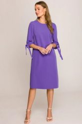 Klasyczna elegancka sukienka trapezowa fioletowa. Fioletowe sukienki damskie Stylove, bez wzorów, z materiału, biznesowe, bez ramiączek. Za 299.00 zł.
