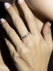 ATELIER DU DIAMANT Złoty pierścionek "Eclat Joli" z diamentami rozmiar: 60. Żółte pierścionki damskie ATELIER DU DIAMANT, z diamentem, złote. Za 1,652.99 zł.