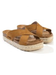 BACKSUN Klapki "Milano" w kolorze jasnobrązowym rozmiar: 37. Brązowe klapki damskie Backsun, bez wzorów, z otwartym noskiem, bez obcasa, bez zapięcia. Za 173.99 zł.