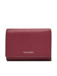 Calvin Klein Portfel Foil Logo Trifold W/ Zip Pocket LV04F1117G Różowy. Czerwone portfele damskie Calvin Klein, bez wzorów, ze skóry. Za 249.99 zł.
