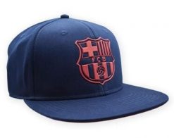 Czapka z daszkiem FC Barcelona - oficjalna licencjonowana. Czerwone czapki z daszkiem damskie FC BARCELONA, bez wzorów, z materiału. Za 109.00 zł.