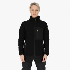 Bluza polarowa turystyka damska Swedemount Nordkap Pile Jacket wodoodporna. Czarne bluzy damskie SWEDEMOUNT, bez wzorów, z polaru, bez kaptura. W wyprzedaży za 359.99 zł.