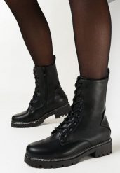 Czarne Sznurowane Botki Workery z Ekoskóry z Cyrkoniami na Podeszwie Velille. Czarne botki damskie Born2be, bez obcasa, na płaskiej podeszwie, bez zapięcia. Za 129.99 zł.