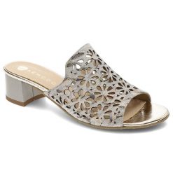 Beżowe Klapki Armodo Stylowe Obuwie Damskie. Brązowe klapki damskie Armodo, w ażurowe wzory, z materiału, bez obcasa, na obcasie, bez zapięcia. Za 259.00 zł.