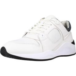 Buty GEOX D OMAYA Biały. Białe obuwie trekkingowe damskie Geox, z tkaniny, bez zapięcia. Za 279.99 zł.