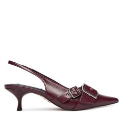 Czółenka Steve Madden. Czerwone czółenka damskie Steve Madden, bez wzorów, bez obcasa. Za 419.99 zł.