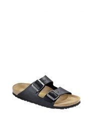 Birkenstock Klapki w kolorze czarnym rozmiar: 35. Czarne klapki damskie Birkenstock, bez wzorów, bez obcasa, bez zapięcia. Za 453.95 zł.