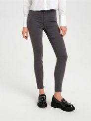 Jegginsy skinny high waist - szary. Szare jeansy damskie Sinsay, z podwyższonym stanem. Za 39.99 zł.