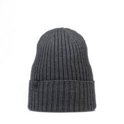 Czapka zimowa z wełny merino Norval. Szare czapki damskie Buff, na zimę, bez wzorów, z wełny. Za 209.99 zł.