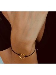 Les Petites Précieuses Pozłacana bransoletka z elementem ozdobnym rozmiar: onesize. Czarne bransoletki damskie Les Petites Précieuses, pozłacane. Za 52.67 zł.