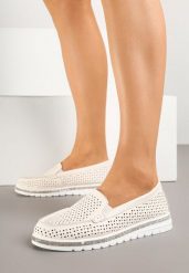 Beżowe Mokasyny ze Skóry Naturalnej Zdobione Cyrkoniami i Perforacją Florlimi. Brązowe mokasyny damskie Born2be, z jeansu, bez obcasa. Za 169.99 zł.
