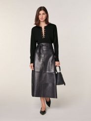 Rodier Wełniany sweter w kolorze czarnym rozmiar: XL. Czarne swetry klasyczne damskie Rodier, xl, z wełny, bez kołnierzyka. Za 295.99 zł.