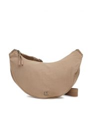 Calvin Klein Jeans Torebka Luna Nylon Sling Bag LV04K3095G Beżowy. Brązowe listonoszki damskie Calvin Klein Jeans, bez wzorów, z jeansu, bez dodatków. Za 179.99 zł.