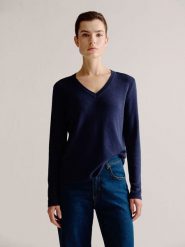 Josephine & Co Sweter "Astrid" w kolorze granatowym rozmiar: S. Niebieskie swetry klasyczne damskie Josephine & Co, s, prążkowane, bez kołnierzyka. Za 108.99 zł.