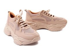 ARTIKER RELAKS 50C1121 beige, półbuty damskie. Brązowe półbuty damskie Artiker Relaks, bez wzorów, bez obcasa, na koturnie, bez zapięcia. Za 115.00 zł.