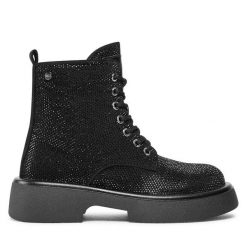 Botki GOE. Czarne botki damskie GOE, bez obcasa, na płaskiej podeszwie, bez zapięcia. Za 469.99 zł.