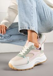 Beżowo-Zielone Sneakersy Ozdobione Metalicznym Zdobieniem Worsemi. Brązowe obuwie sportowe damskie Renee, z jeansu, bez zapięcia. Za 129.99 zł.
