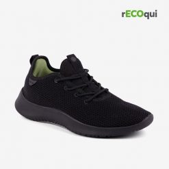 Damskie tenisówki Coqui. Czarne trampki damskie Coqui, bez wzorów, z materiału, przed kostkę, bez zapięcia. Za 229.99 zł.