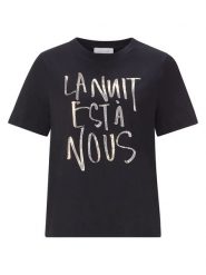 Rich&Royal Koszulka w kolorze czarnym rozmiar: M. Czarne koszulki damskie Rich&Royal, m, bez wzorów, z bawełny, bez kołnierzyka, bez ramiączek. Za 87.61 zł.