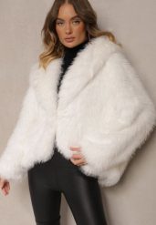 Biała Kurtka Futerko w Eleganckim Stylu Vortilae. Białe kurtki damskie Renee, bez wzorów, z futra, bez kaptura. Za 249.99 zł.