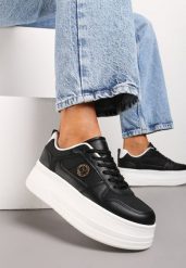 Czarne Sneakersy na Platformie z Metalową Ozdobą Trionna. Czarne obuwie sportowe damskie Born2be, bez zapięcia. Za 109.99 zł.