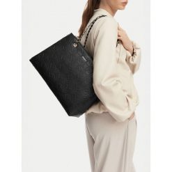Torebka MEXX. Czarne shopper bag Mexx, bez wzorów, bez dodatków. Za 249.99 zł.