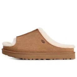 Klapki Ugg Australian W Greenport Slide Damskie. Brązowe klapki damskie Ugg, bez wzorów, ze skóry, z otwartym noskiem, bez obcasa, bez zapięcia. Za 583.75 zł.