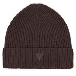 Czapka Guess. Brązowe czapki damskie Guess, na zimę, z aplikacjami. Za 154.99 zł.