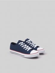 Trampki - granatowy. Niebieskie trampki damskie Sinsay, bez wzorów, bez zapięcia. Za 39.99 zł.