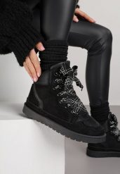 Czarne Sneakersy Ozdobione Sznurówkami w Geometryczny Wzór Avoslia. Czarne obuwie sportowe damskie Renee, z jeansu, bez zapięcia. Za 129.99 zł.