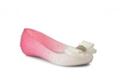 Baleriny Sca'viola 870 Pink, Róż/Biały, Silikon - 38. Czerwone balerinki damskie Sca'viola, bez wzorów, z tworzywa sztucznego, z otwartym noskiem. W wyprzedaży za 26.10 zł.