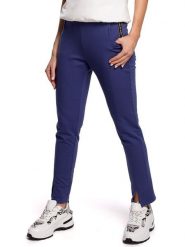 Made of emotion Spodnie w kolorze niebieskim rozmiar: L. Niebieskie spodnie materiałowe damskie Made Of Emotion, z aplikacjami, z materiału. Za 138.95 zł.