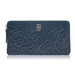Poziomy portfel damski skórzany granatowy w kwiaty z metalowym logo Paolo Peruzzi AL-13-NV. Niebieskie portfele damskie PAOLO PERUZZI, bez wzorów, ze skóry. Za 89.00 zł.
