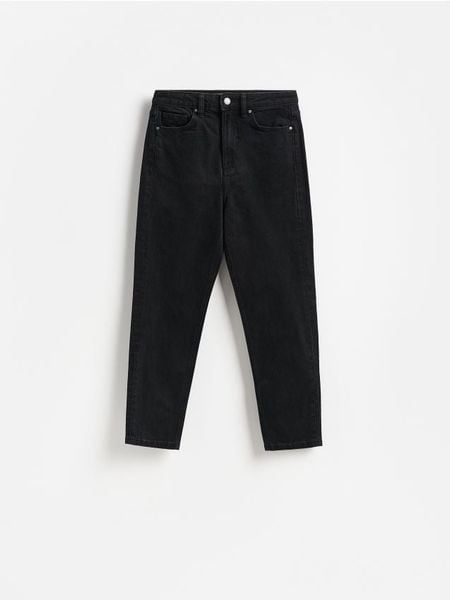 Jeansy mom fit slim - czarny. Czarne jeansy damskie Reserved. Za 129.99 zł.
