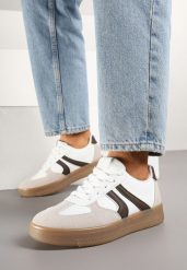 Biało-Brązowe Sneakersy w Stylu Kultowych Tenisówek Setionis. Białe obuwie sportowe damskie Born2be, z jeansu, bez zapięcia, tenisowe. Za 89.99 zł.