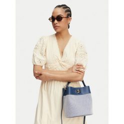 Torebka Furla. Niebieskie torebki klasyczne damskie Furla, bez dodatków. Za 1,529.00 zł.