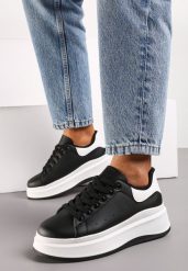 Czarne Sneakersy na Grubej Podeszwie z Perforacją i Ozdobą Gumowym Misiem Aireth. Czarne obuwie sportowe damskie Renee, z gumy, bez zapięcia. Za 99.99 zł.