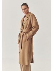 TATUUM Wełniany płaszcz w kolorze jasnobrązowym rozmiar: 40. Brązowe płaszcze damskie TATUUM, bez wzorów, z wełny, bez kaptura. Za 651.13 zł.