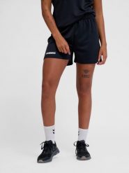 Szorty damskie Hummel Multi PL. Czarne spodenki sportowe damskie Hummel, na jesień, s, bez wzorów, z materiału, z standardowym stanem, na fitness i siłownię. Za 175.00 zł.