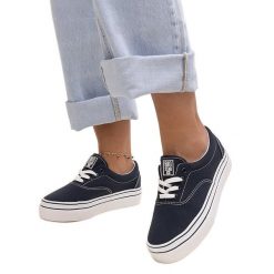 Granatowe tenisówki Big Star LL274233 niebieskie. Niebieskie trampki damskie bez wzorów, z tkaniny, bez zapięcia. Za 148.97 zł.