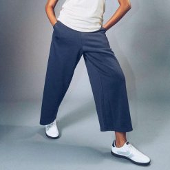 Spodnie damskie Kappa Gefron Athleisure. Szare spodnie dresowe damskie Kappa, bez wzorów. Za 281.00 zł.