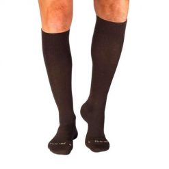 Długie skarpety uciskowe 3/4 z wełny merynosów brązowe. Brązowe skarpetki damskie OEM, bez wzorów, z wełny. W wyprzedaży za 92.32 zł.