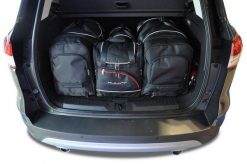 Torby Do Bagażnika Ford Kuga 2012-2019 4Szt Kjust. Czarne torby podróżne KJUST, bez wzorów, z kauczuku. Za 1,196.00 zł.