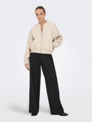 ONLY Kurtka "Elba" w kolorze beżowym rozmiar: M. Brązowe kurtki damskie Only, m, bez wzorów, bez kaptura. Za 165.99 zł.