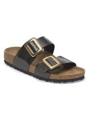 Birkenstock Klapki "Sydney" w kolorze czarnym rozmiar: 38. Czarne klapki damskie Birkenstock, bez wzorów, z otwartym noskiem, bez obcasa, bez zapięcia. Za 427.45 zł.