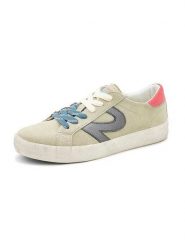 Natural world Sneakersy w kolorze beżowym rozmiar: 38. Brązowe obuwie sportowe damskie Natural World, bez zapięcia. Za 173.99 zł.