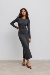 Dopasowana sukienka maxi z napami w kolorze GRAPHITE- MENSA-XS. Szare sukienki damskie Marsala, bez wzorów, z dzianiny, eleganckie, bez ramiączek. Za 249.90 zł.