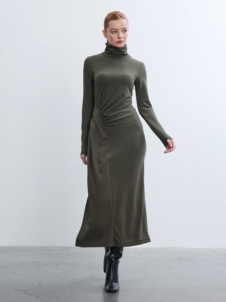 BGN Sukienka w kolorze khaki rozmiar: 40. Brązowe sukienki damskie BGN, bez wzorów, bez ramiączek. Za 119.95 zł.